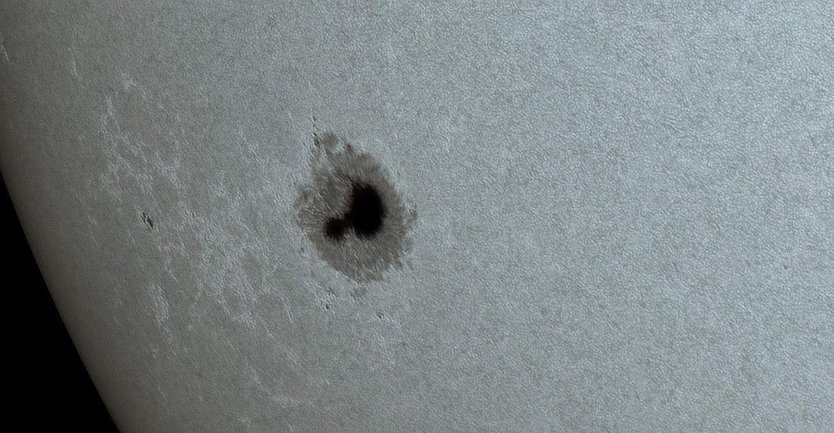 Gran mancha solar AR3363