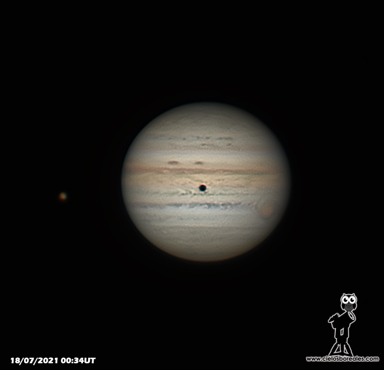 Ganimedes proyecta su sombra sobre Júpiter