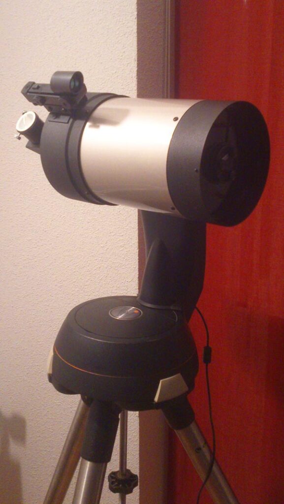 Nexstar5, un telescopio muy portable ideal para practicar la astronomía desde casa