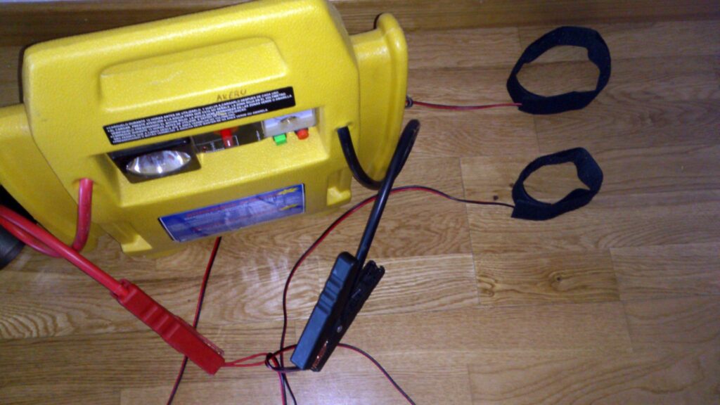 Caja de baterías para telescopio, ordenador, cámara... DSC 0436