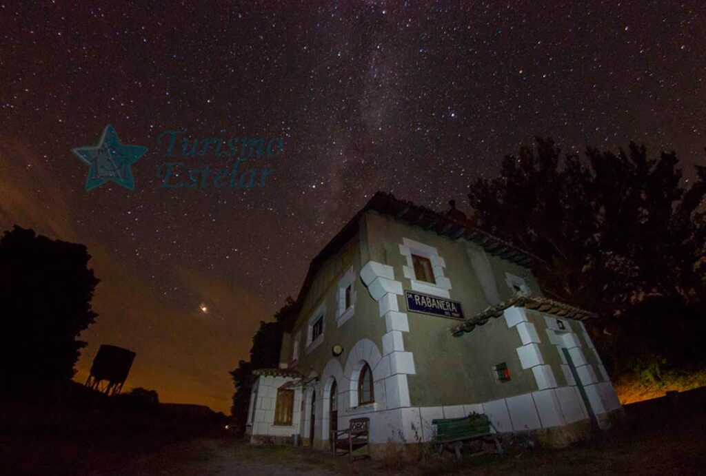 Astroturismo y paleontoturismo en Burgos rabaneracielos
