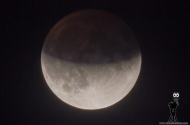 Fase de parcialidad de un eclipse lunar en 2019.